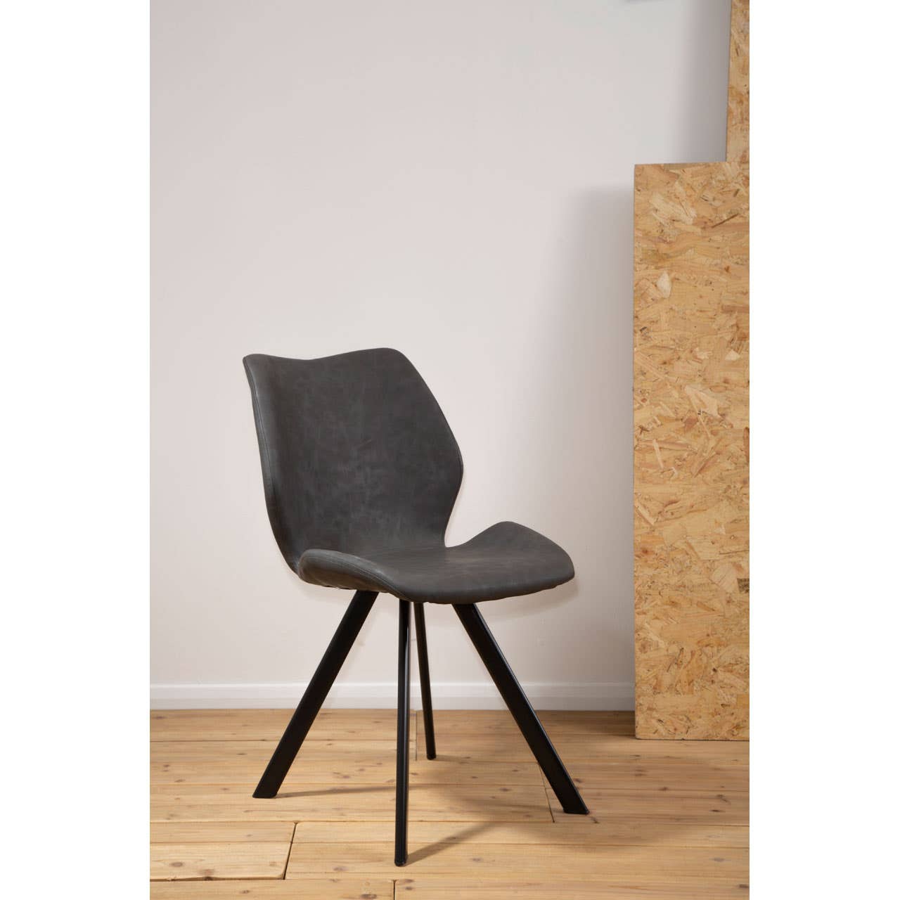 WESTON ROUND GREY DINING SET