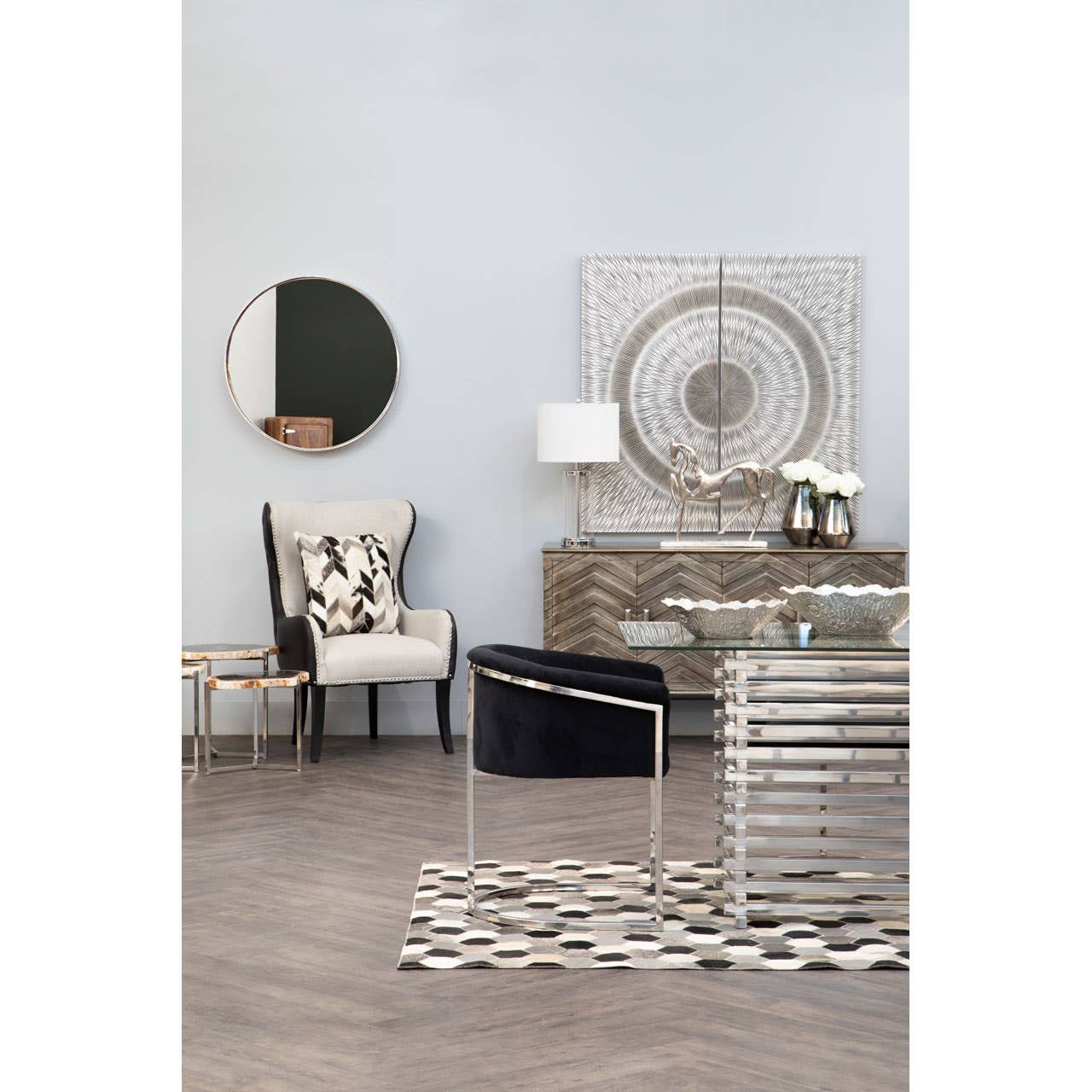 VOGUE DINING TABLE
