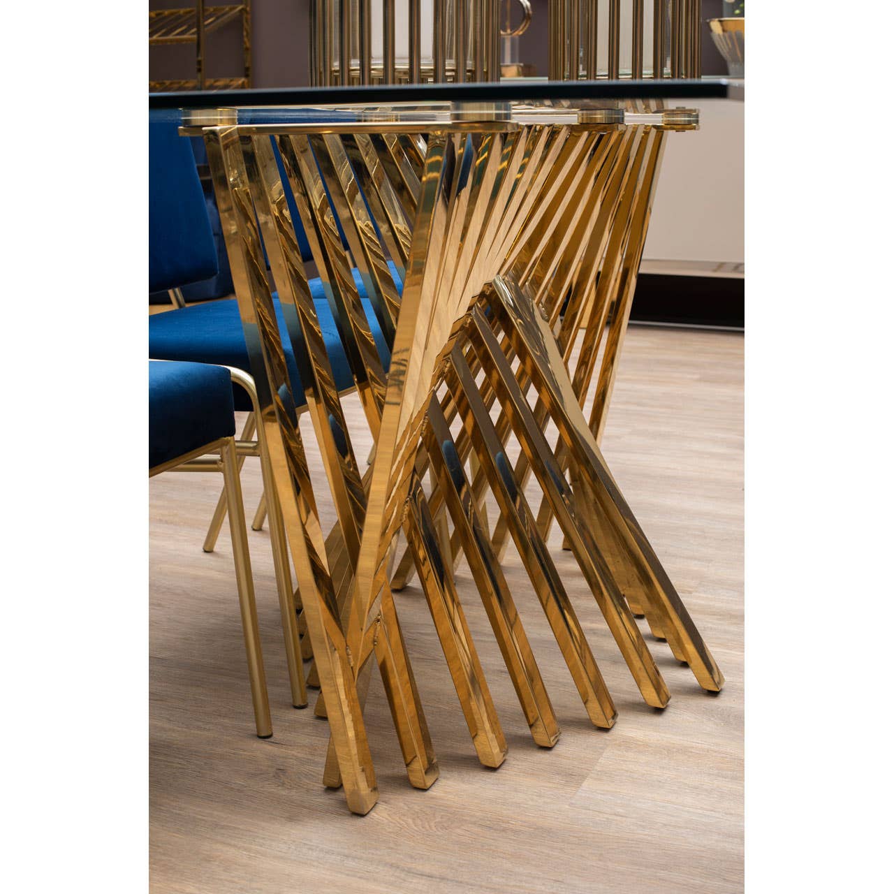 Arezzo Dining Table