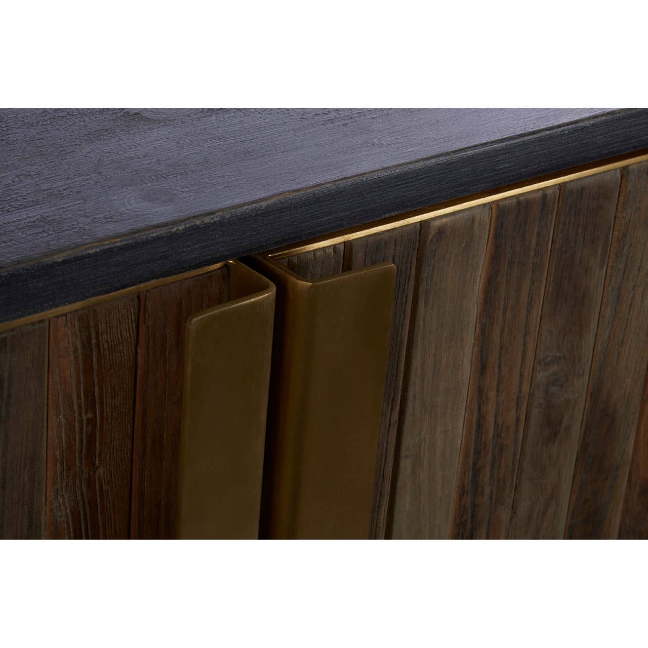 ZARINA SIDEBOARD