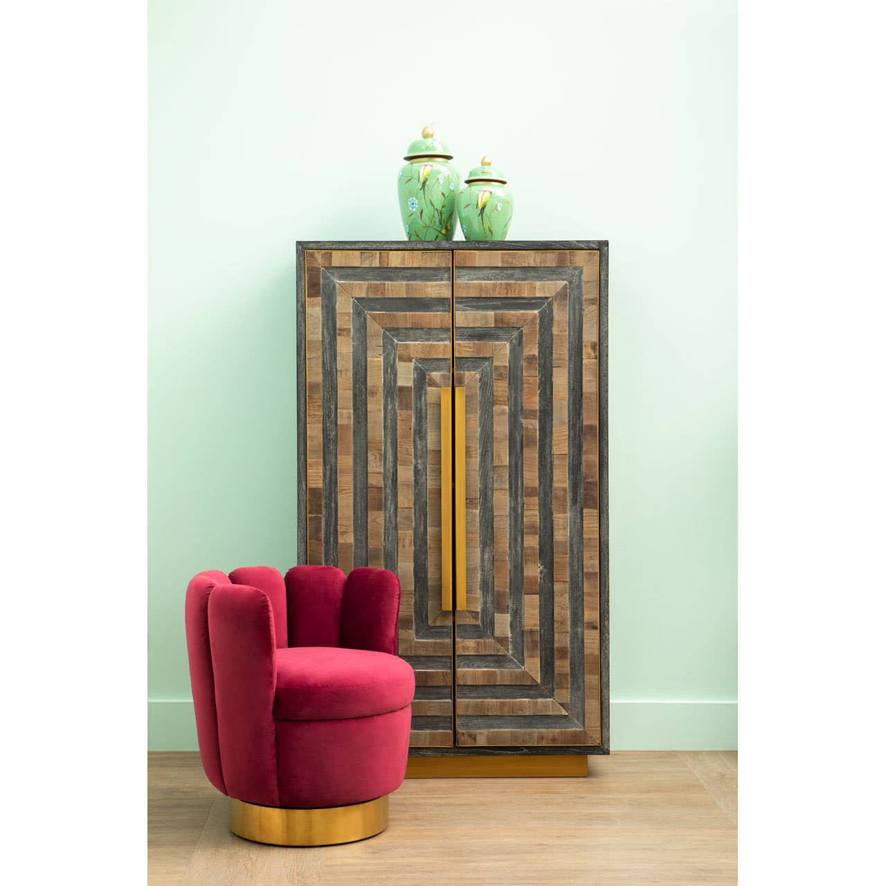 Roselle Cabinet