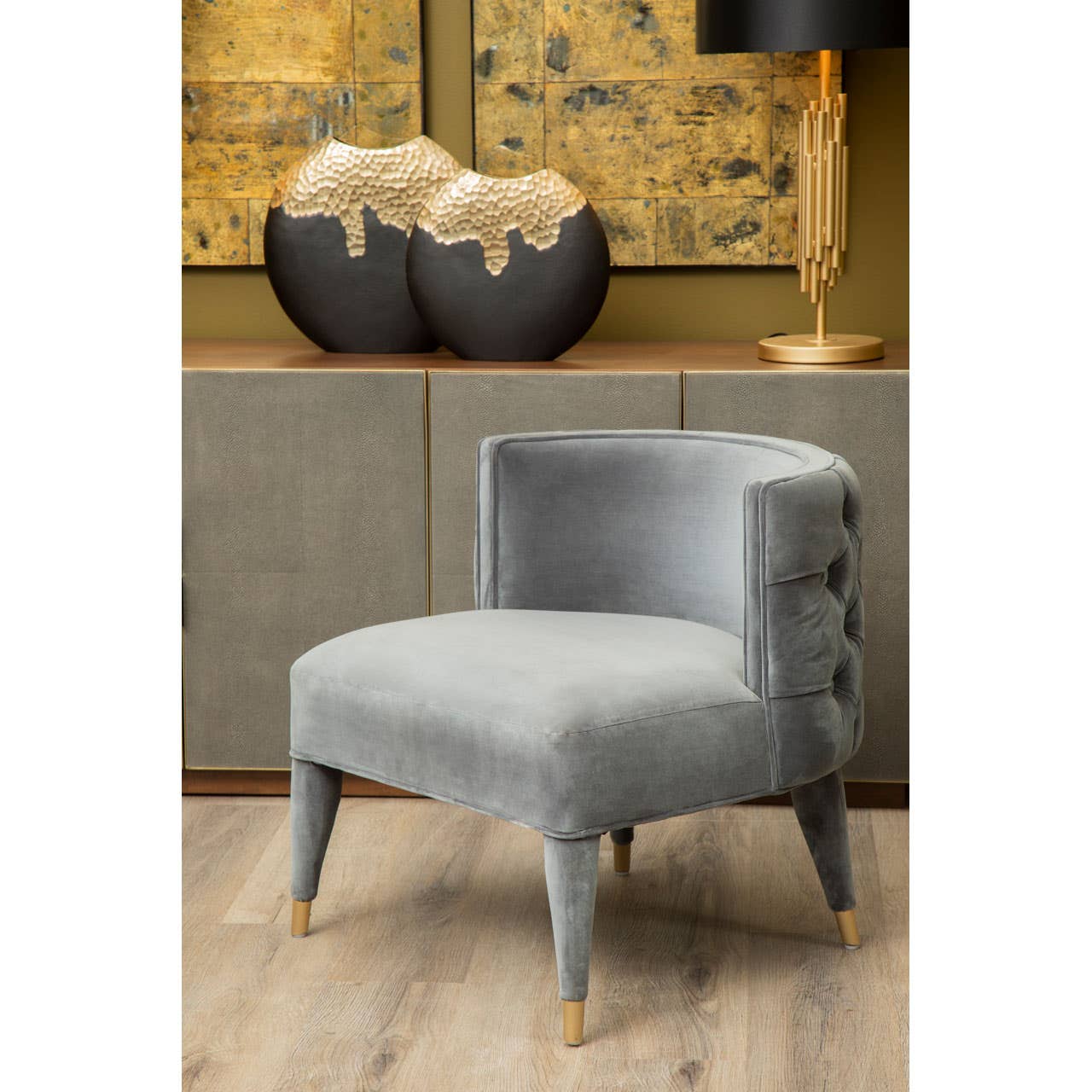 VILLI GREY FEATURE CHAIR